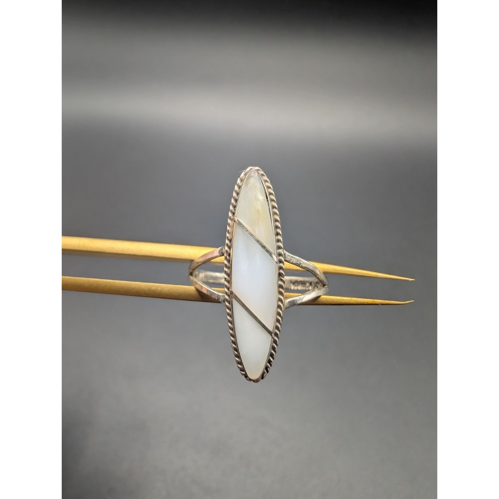 Sterling Silver Mother Of Pearl Ring Size 6 Inlay Bezel Set Handmade